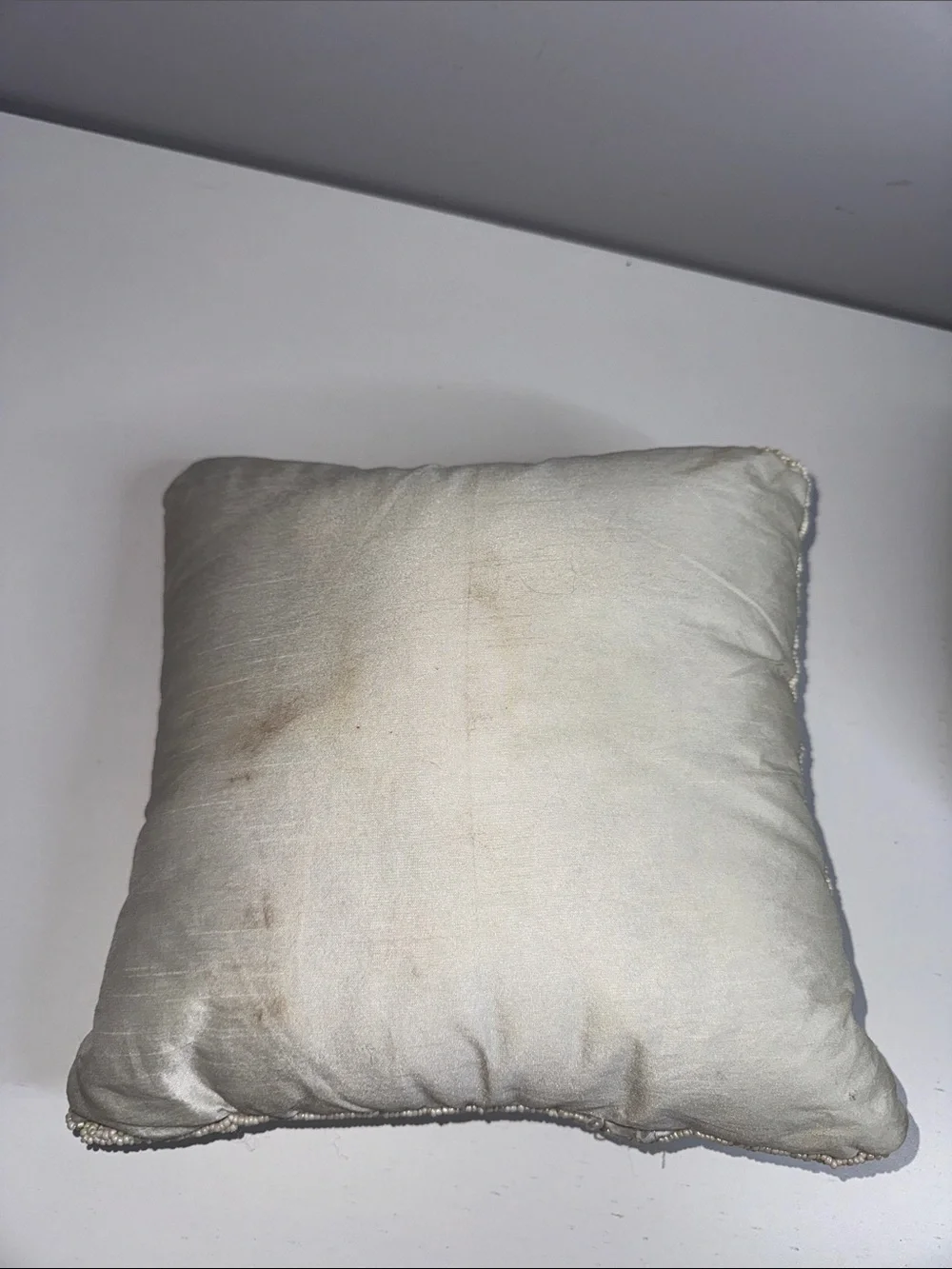 Beaded “Shake Your Bunny Tail” Easter Throw Pillow – DIY Project